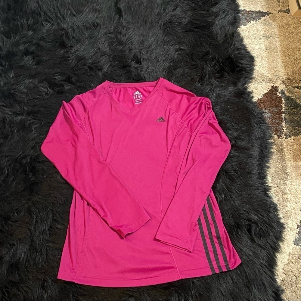 Adidas ladies activewear X-Large. Pull over long sleeve wine purple in color GUC - Picture 11 of 11